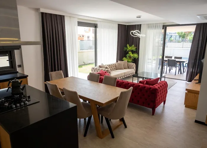 Βίλα Merkez Havuzlu Odalarbanyolu