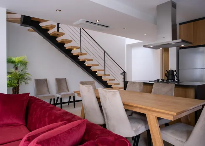 Βίλα Merkez Havuzlu Odalarbanyolu Çeşme