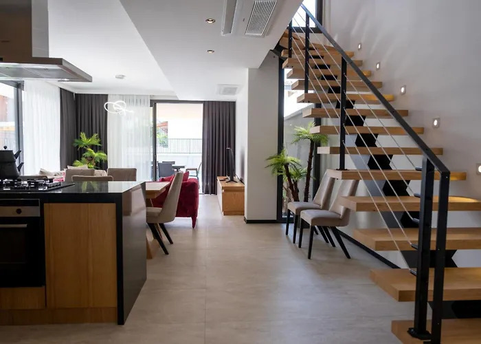 Βίλα Merkez Havuzlu Odalarbanyolu Çeşme